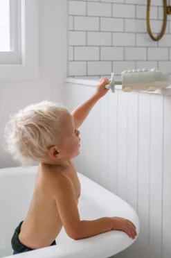 Beach & Pool Games|Sunny Life Crocodile Water Squirter Green