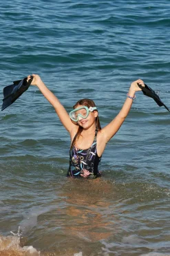 One Pieces|Roxy Girls Active One Piece Black/Multi