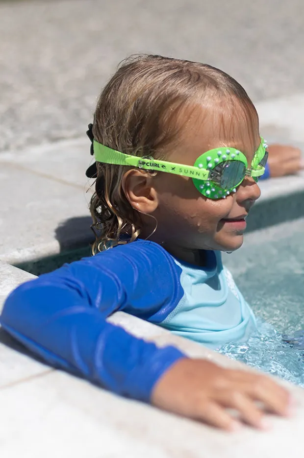 Goggles|Goggles|Sunny Life Kids Shred Shark Swim Goggle Green