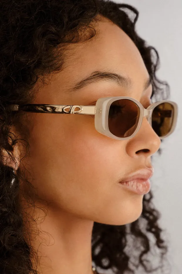 Sunglasses|Le Specs Lil Starlight Sunglasses Oatmeal