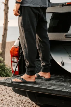 Footwear|Reef Mens Cushion Phantom 2.0 Thong BLACK