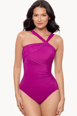 One Pieces|Miraclesuit Rock Solid Europa One Piece Raspberry