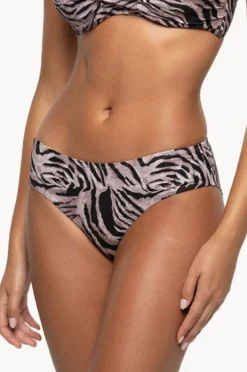 Bottoms|Nip Tuck Tuamotu Louise Classic Mid Pant Animal